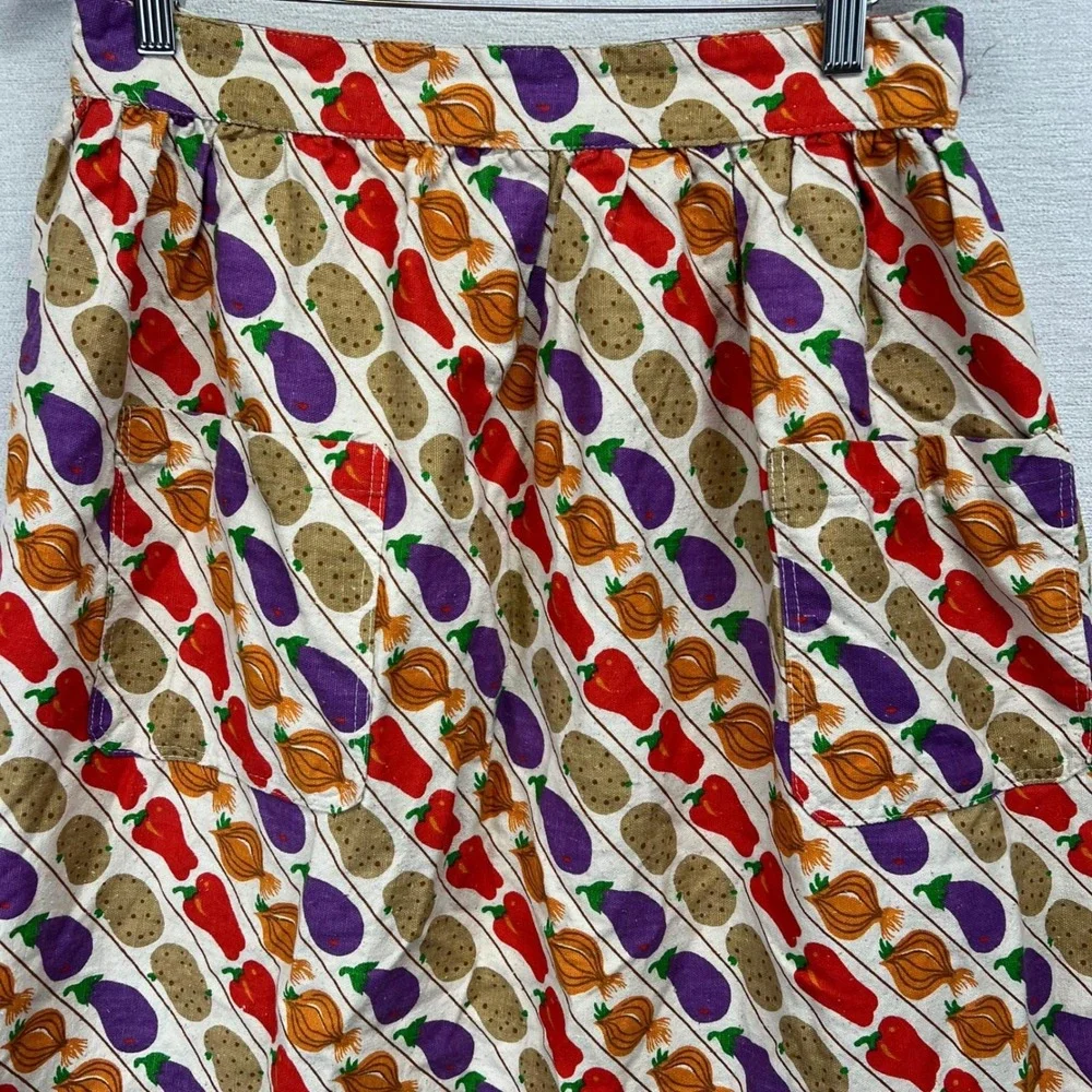 Vintage 70s PERLA MEYERS Apron‎ Maxi Garden Vegetables Homestead Retro Kitchen